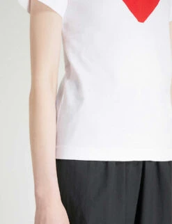 Comme Des Garçons Play Heart-appliquéd Cotton-jersey T-shirt -Reis Clothing Shop 143 2000022 P1T221 WHITE ALT05