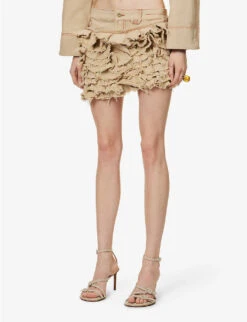 Jacquemus La Jupe De Nîmes Artichaut Ruffled Organic Denim Mini Skirt -Reis Clothing Shop R04107879 BEIGETERRACOTTA ALT02