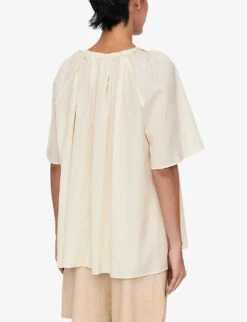 Joseph Blackwell Pleated Relaxed-fit Woven Top 8 Joseph Blackwell Pleated Relaxed-fit Woven Top -Reis Clothing Shop R04169979 ALABASTER ALT03